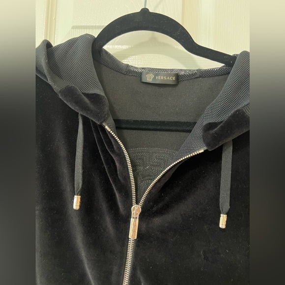 VERSACE Velour Medusa Hoodie - Black - Sz L - Picture 6 of 7